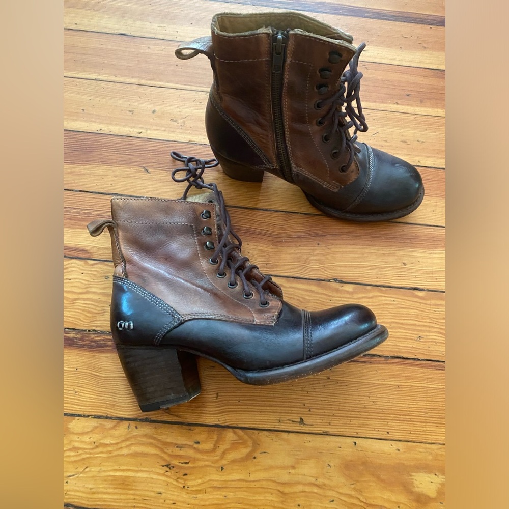Bed Stu Two-Tone Brown Lace-Up Leather Ankle Boots